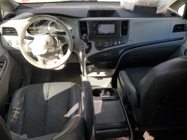 2013 Toyota 2013  Toyo Sienna