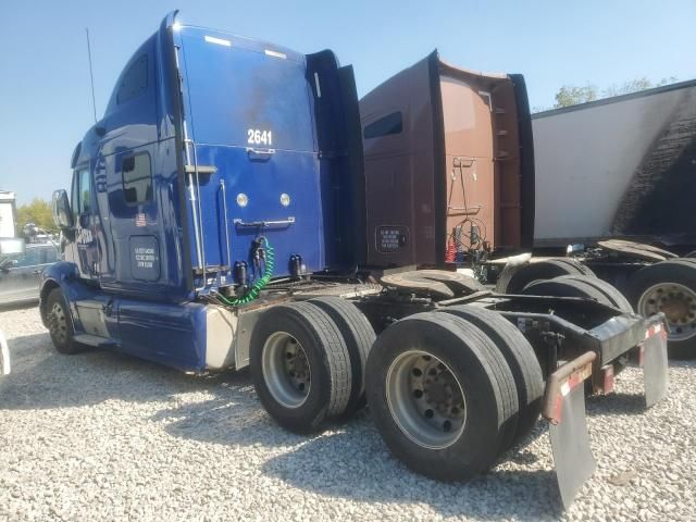 2015 Peterbilt Tractor 2015 Peterbilt 587 Semi Truck