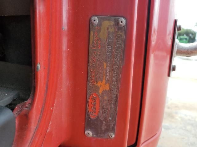 2004 Peterbilt 387