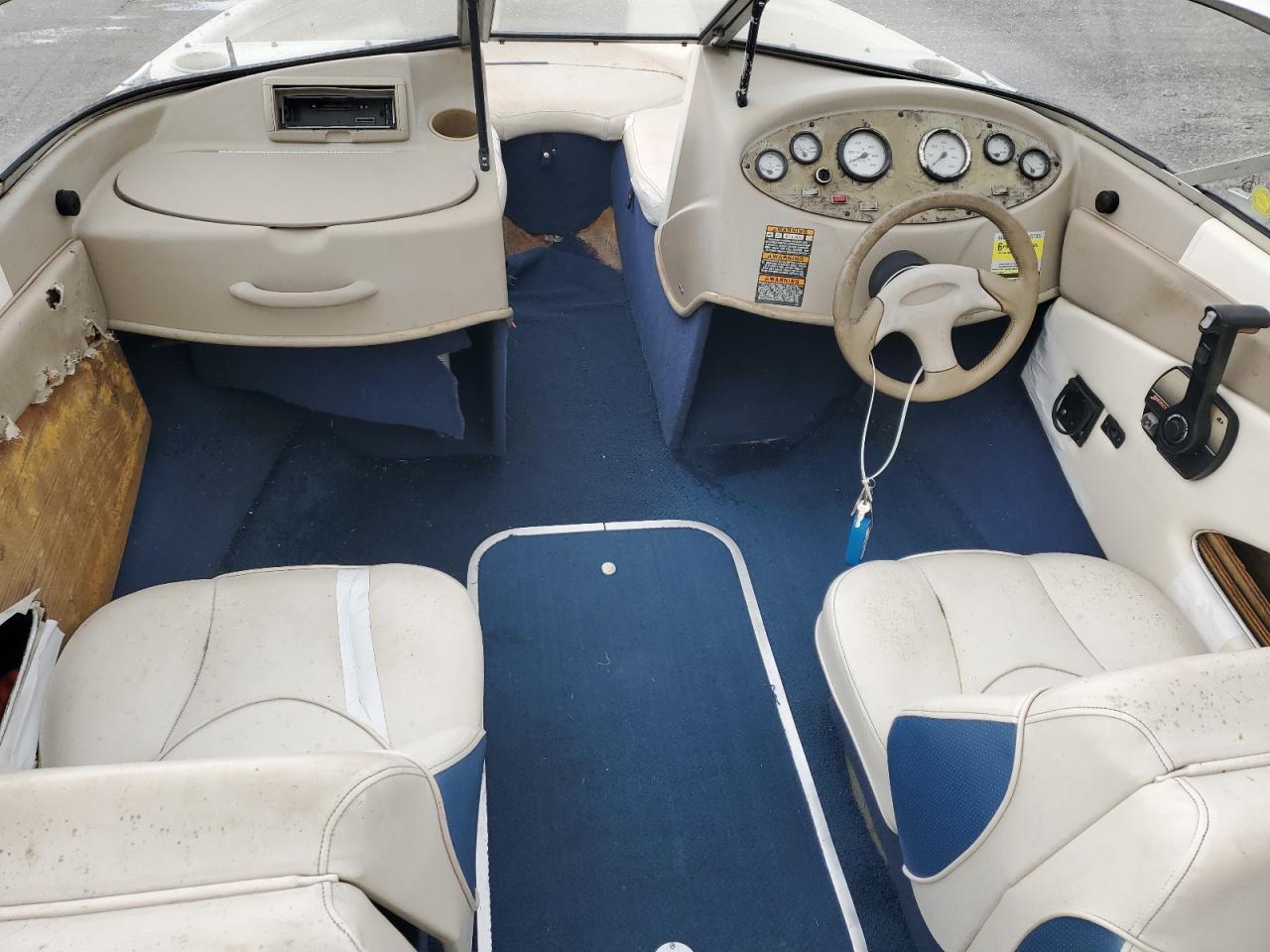 2001 Bayliner Boat