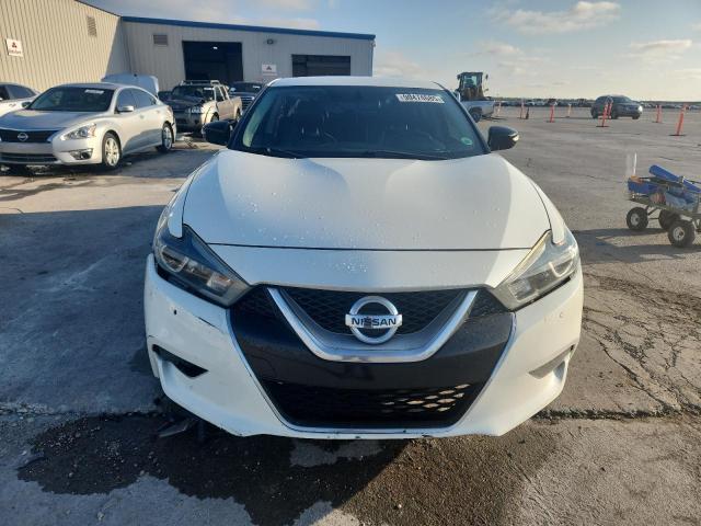 2017 Niss Maxima 3.5s