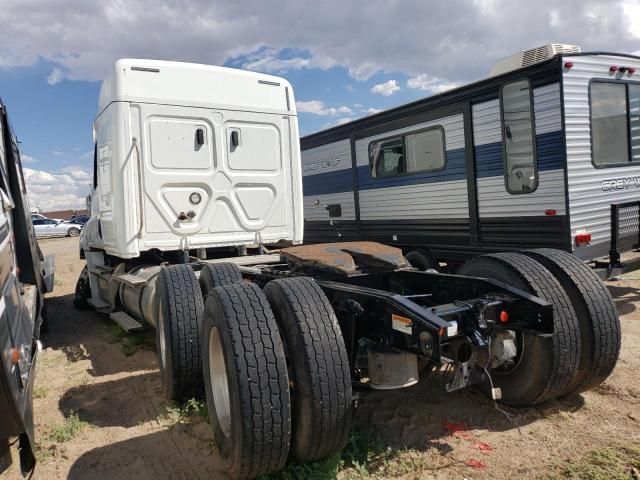 2020 Freightliner Cascadia 126 Semi Truck