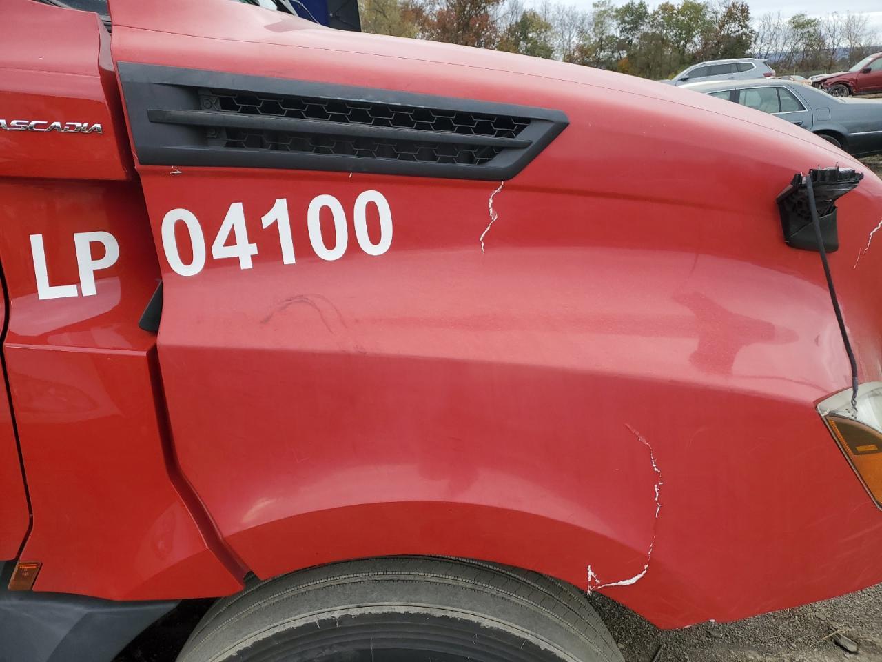 2020 Freigliner 2020 Freightliner Cascadia 126 Semi Truck