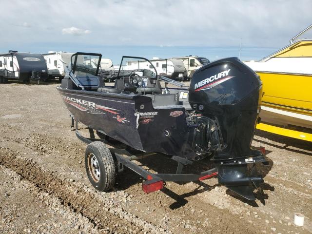 2023 Tracker Boat