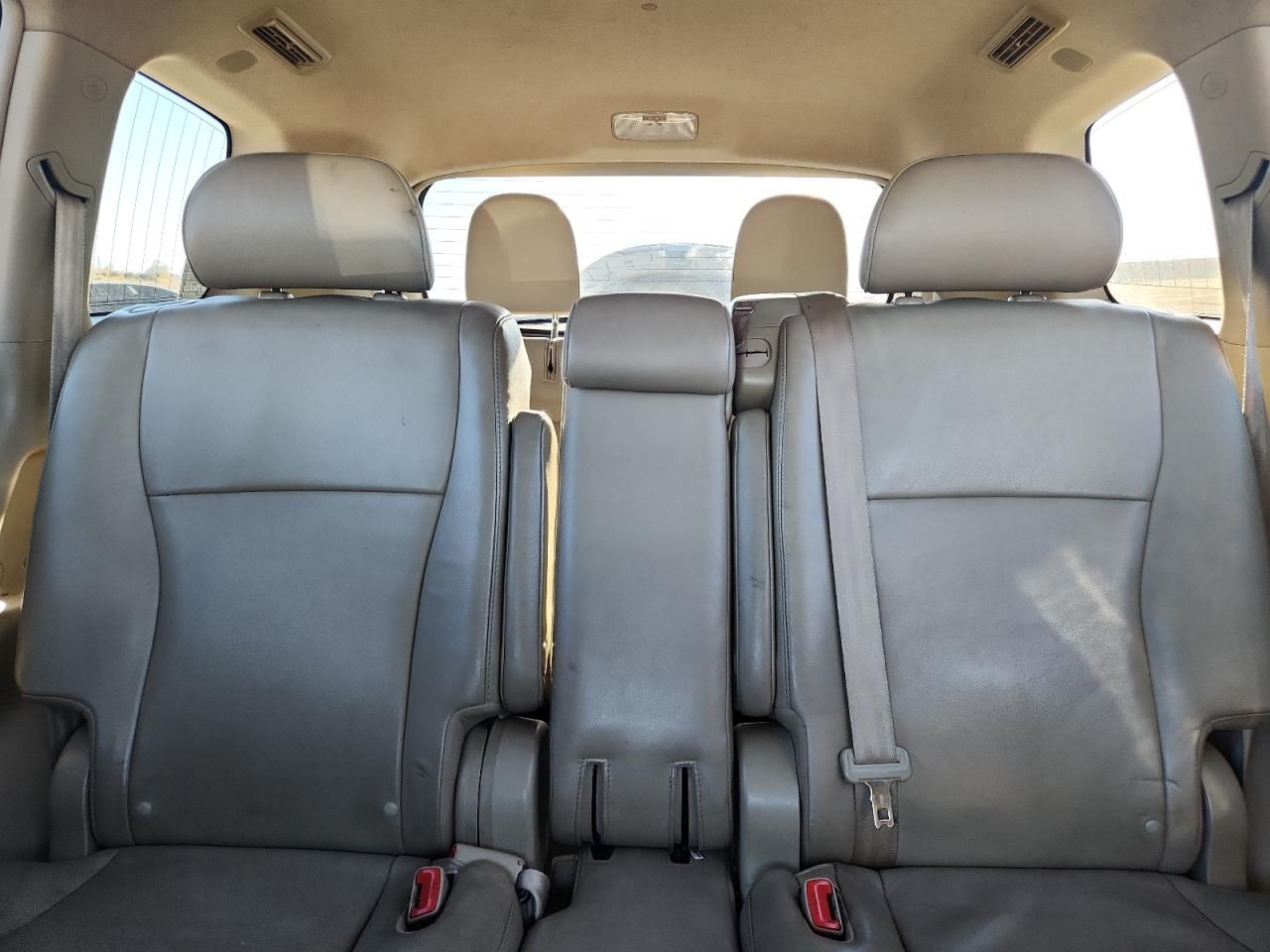 2012 Toyota Highlander Base