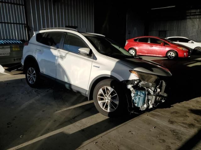 2017 Toyota Rav4 HV LE