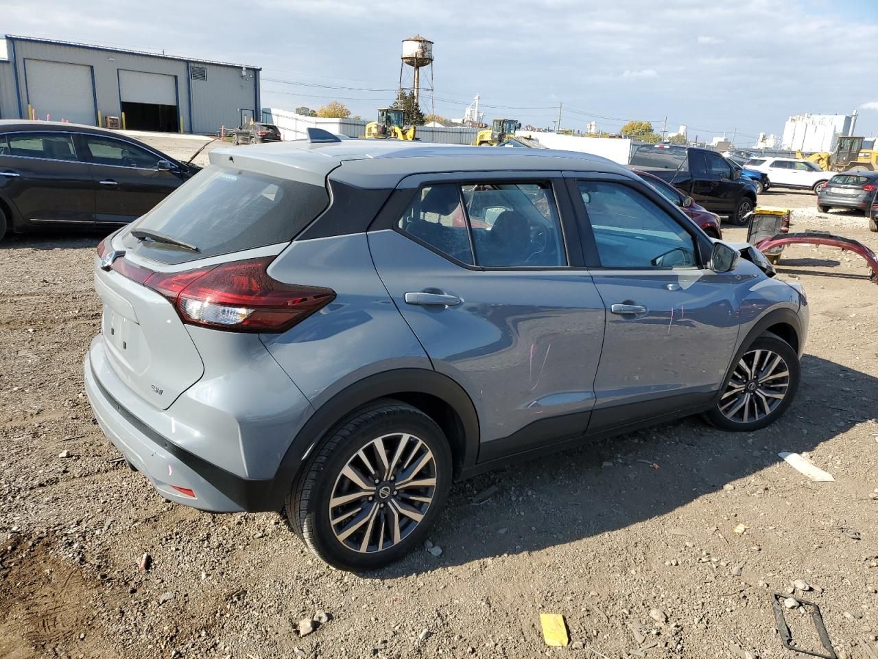 2021 Nissan Kicks sv