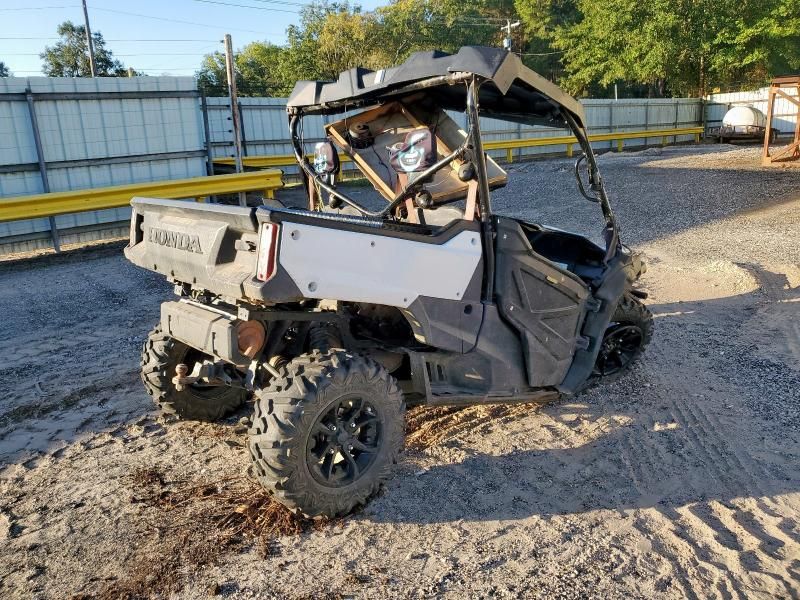 2016 Honda SXS1000 M3