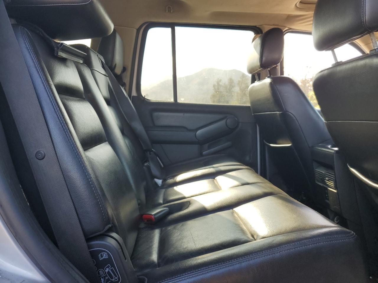 2006 Ford Explorer Limited