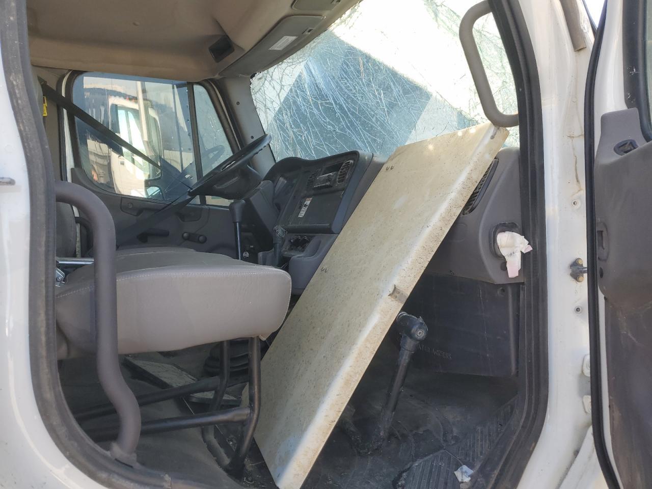 2023 Freigliner 2023 Freightliner Business Class M2 Water Truck