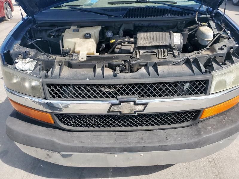 2004 Chevrolet Express G1500