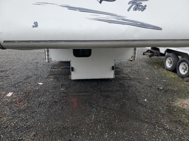 2004 Arctic Fox Camper