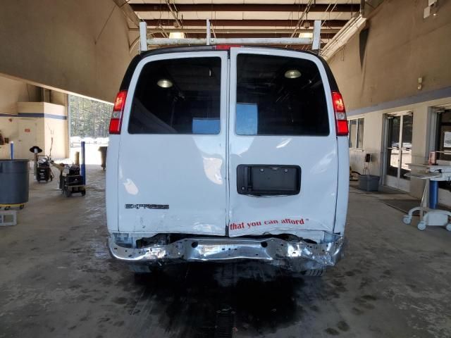 2019 Chevrolet Express G2500