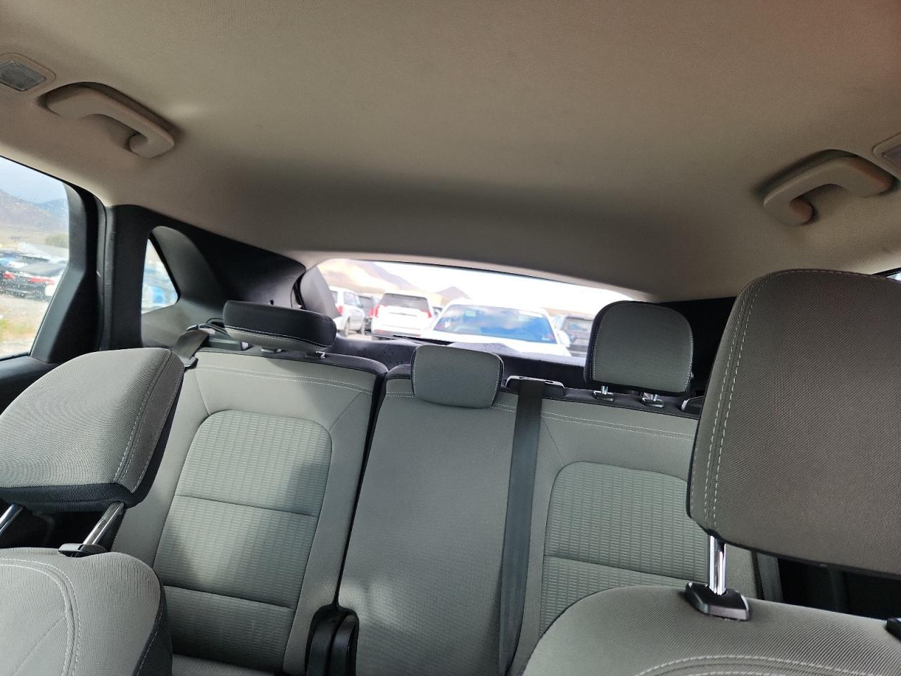 2020 Ford Escape s