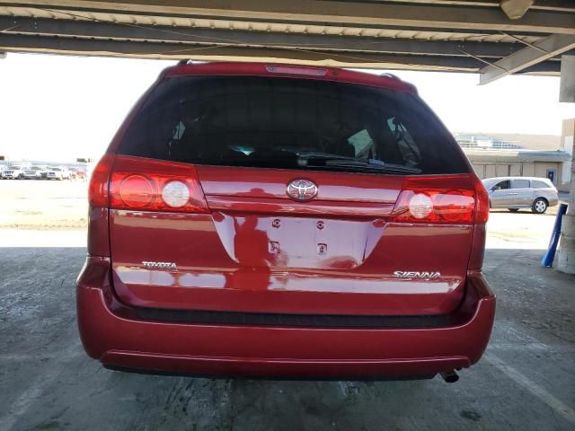 2009 Toyota Sienna CE