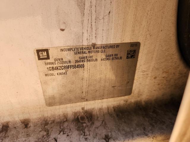 2015 Chevrolet Silverado Flatbed Truck