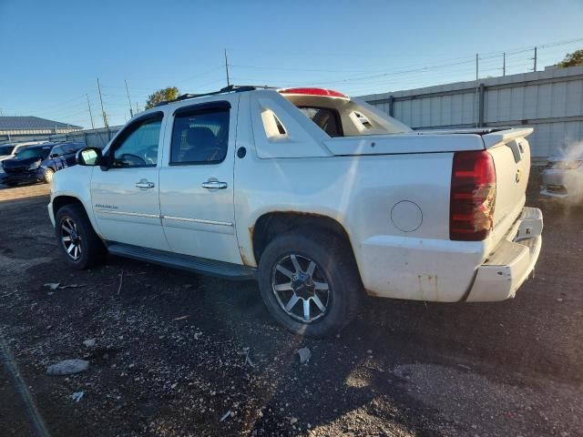 2013 Chevrolet Avalanche LTZ