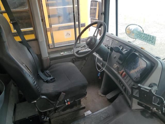 2011 Thmo 2011 Thomas SAF-T-LINER HDX-School Bus