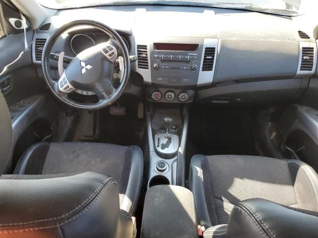 2011 Mitsubishi Outlander SE