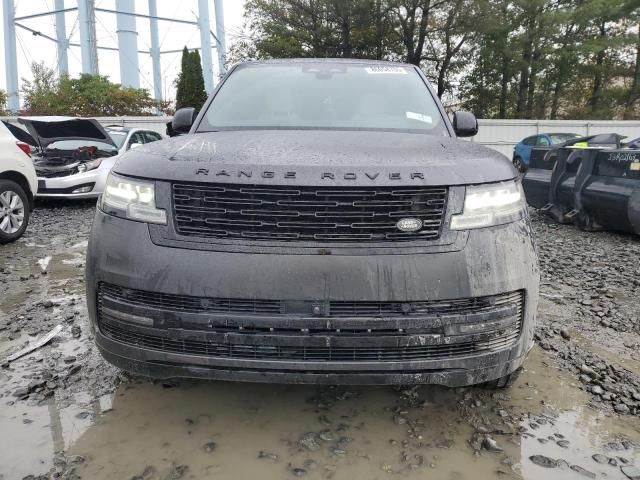 2025 Land Rover Range Rover SE