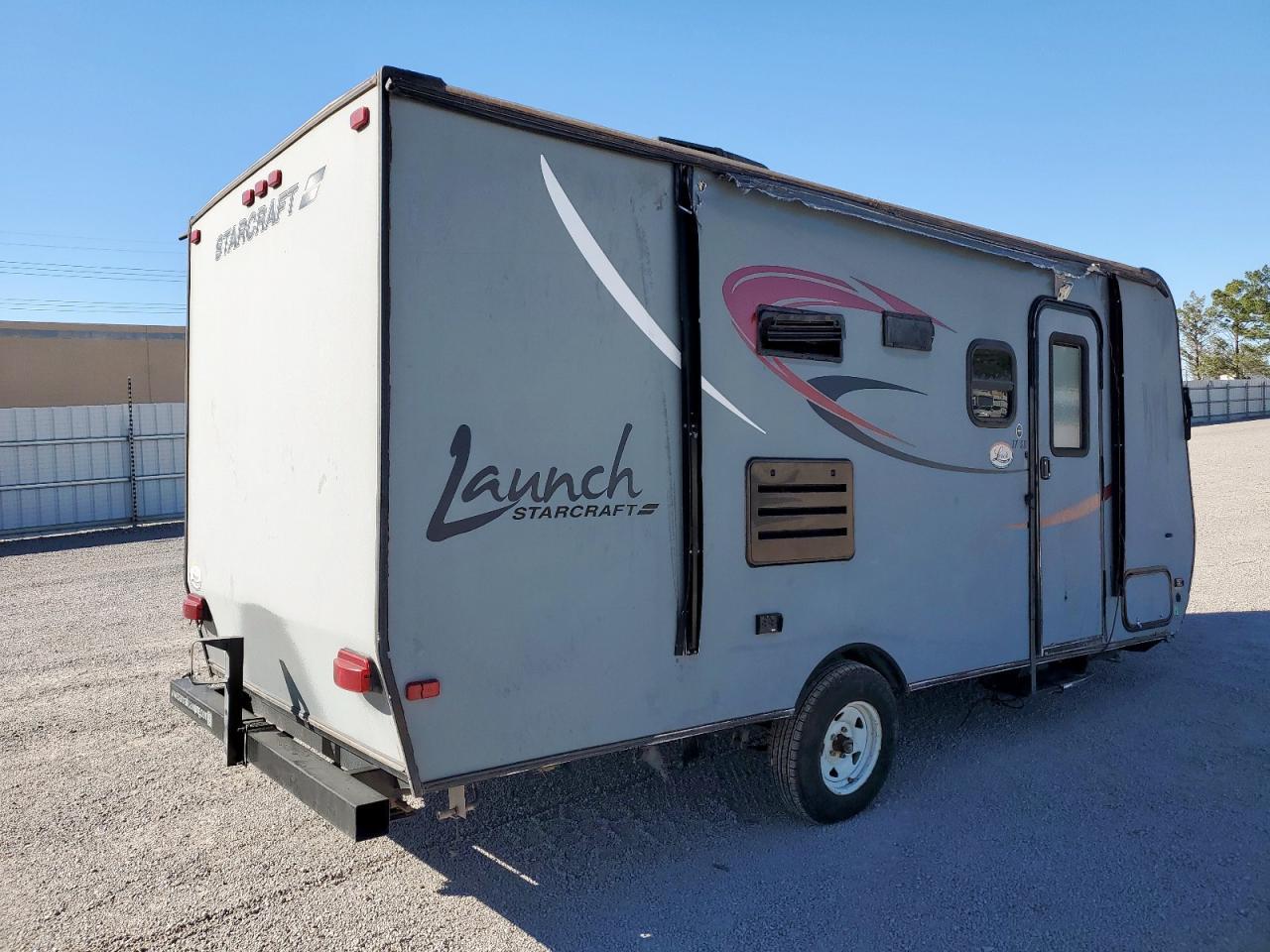 2016 Starcraft Launch Camper