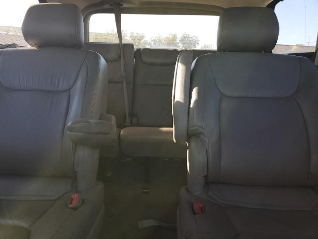 2004 Toyota Sienna xle