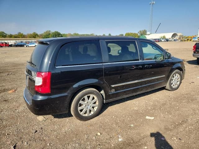 2013 Chrysler Town & Country Touring