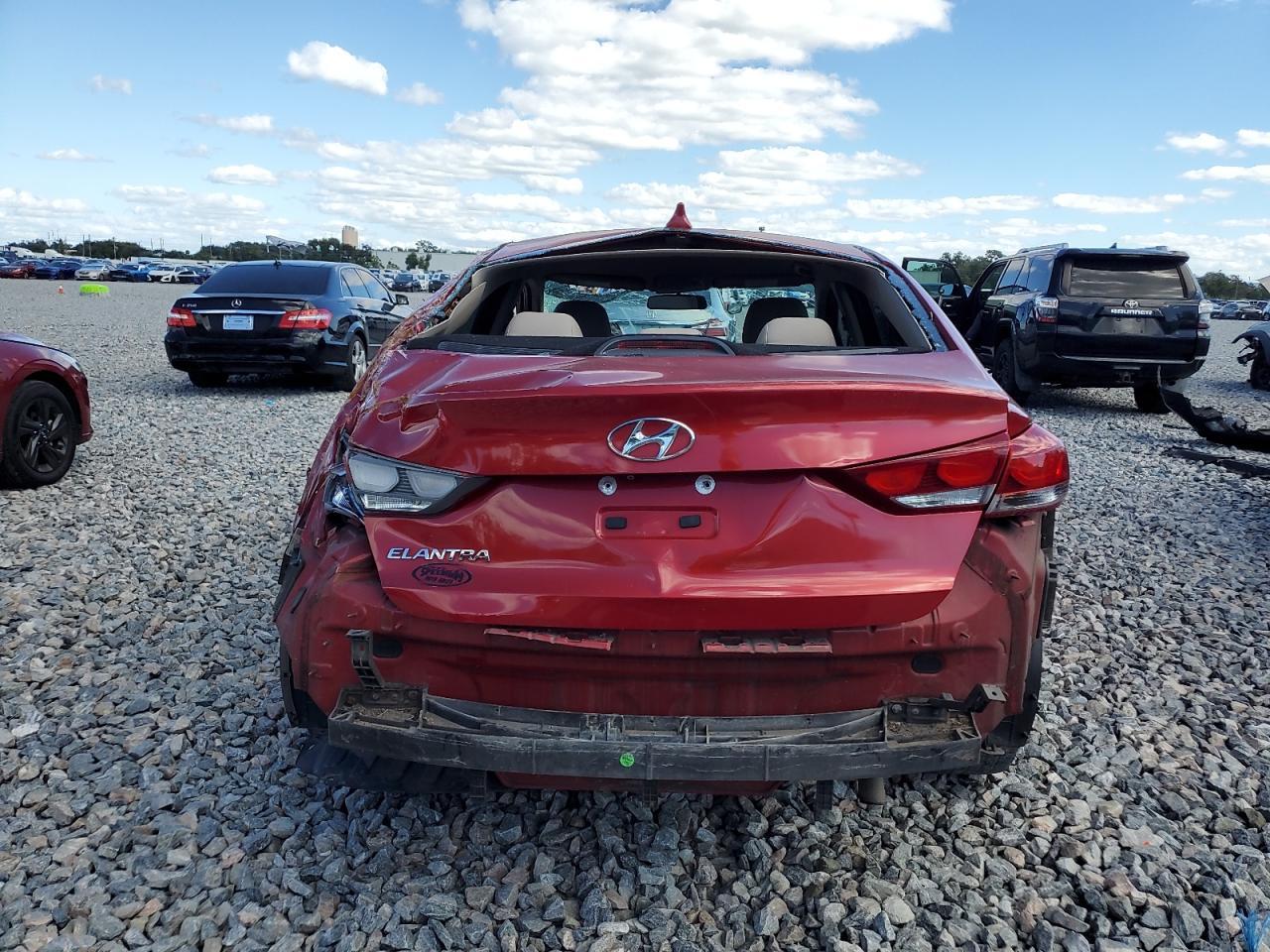 2017 Hyundai Elantra se