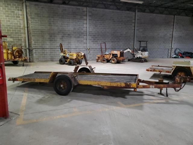 1989 Dynaweld Equipment Trailer