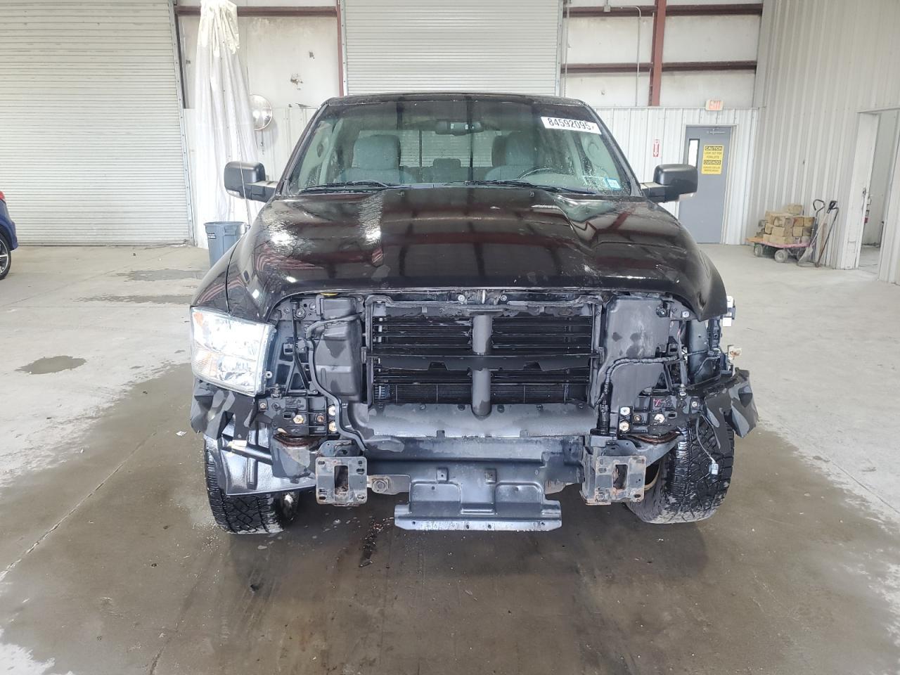 2016 Dodge RAM 1500 SLT