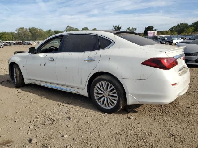 2015 Infiniti Q70 3.7