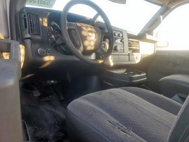 2017 GMC Savana G2500
