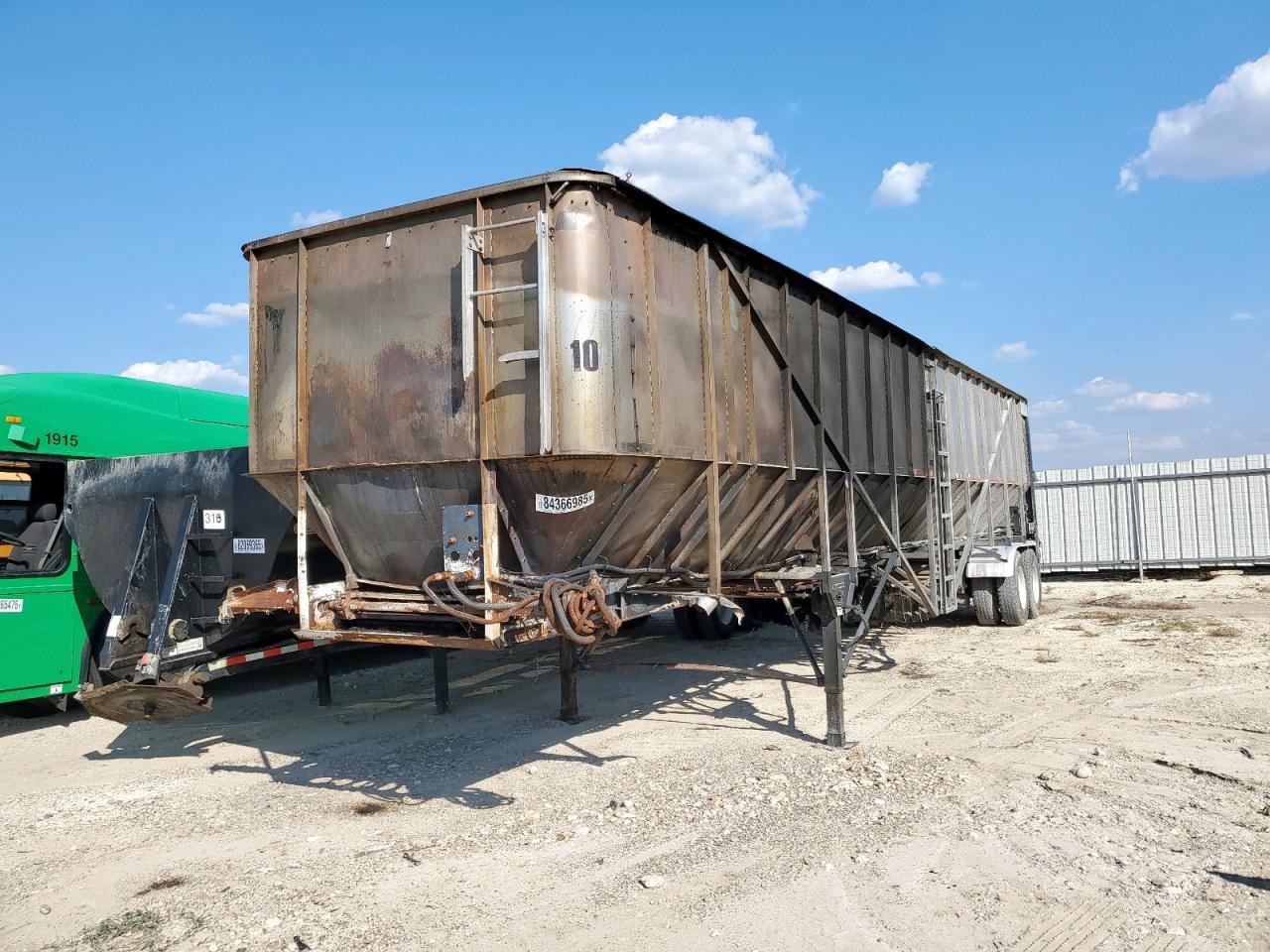 2019 Trinity Attenuator Live Bottom Trailer