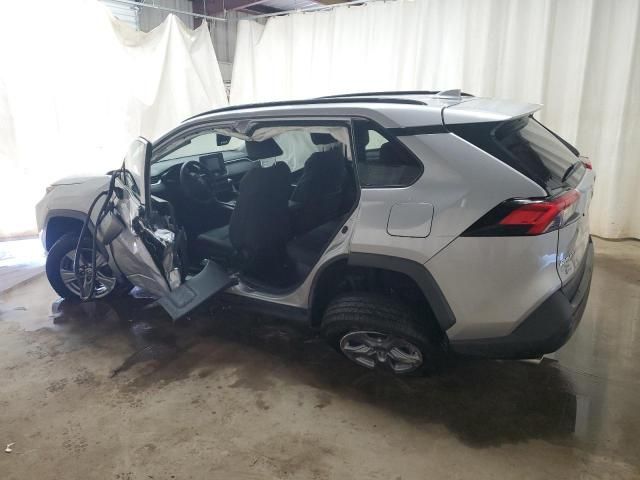 2022 Toyota Rav4 le