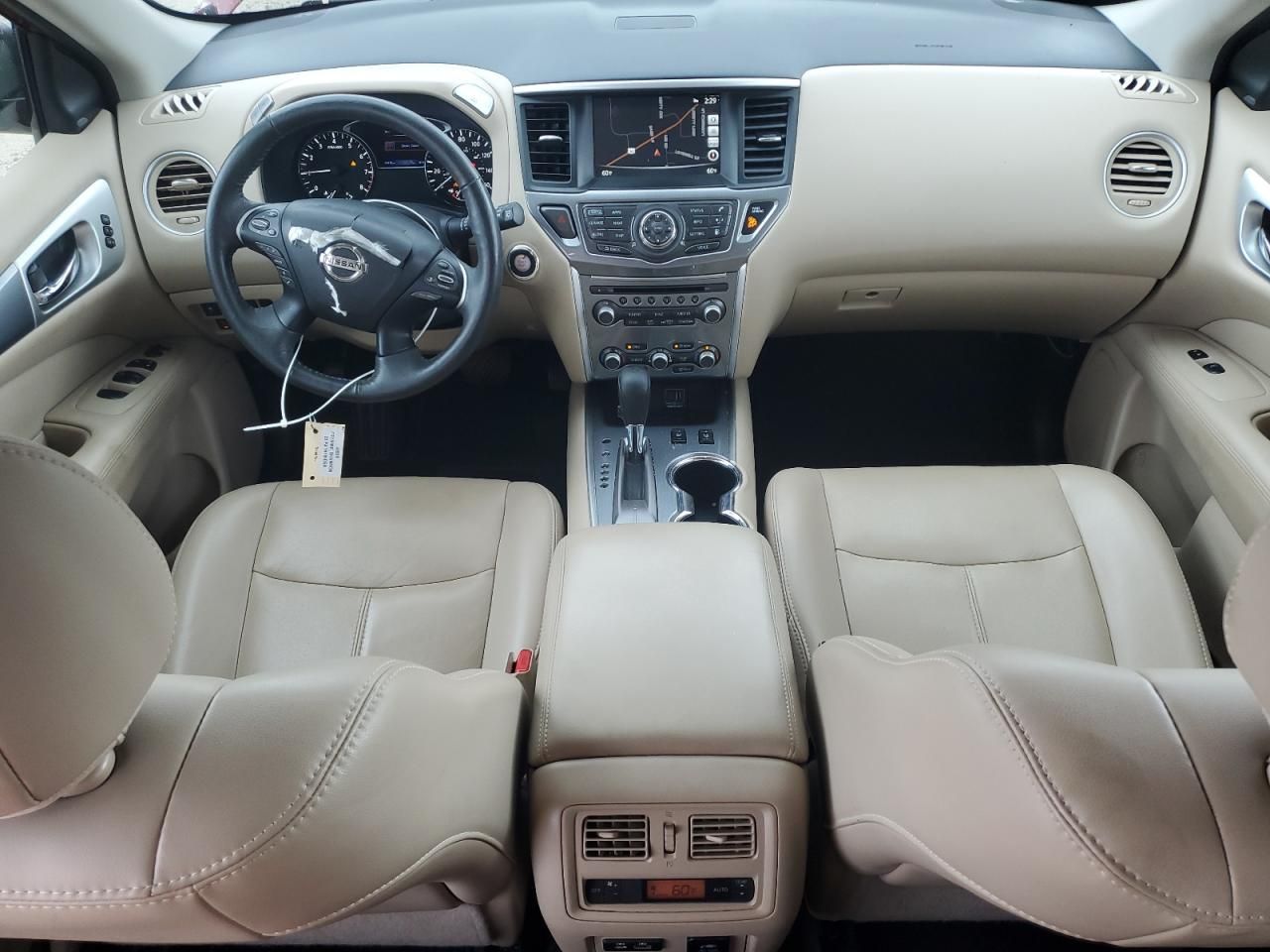 2020 Nissan Pathfinder sl