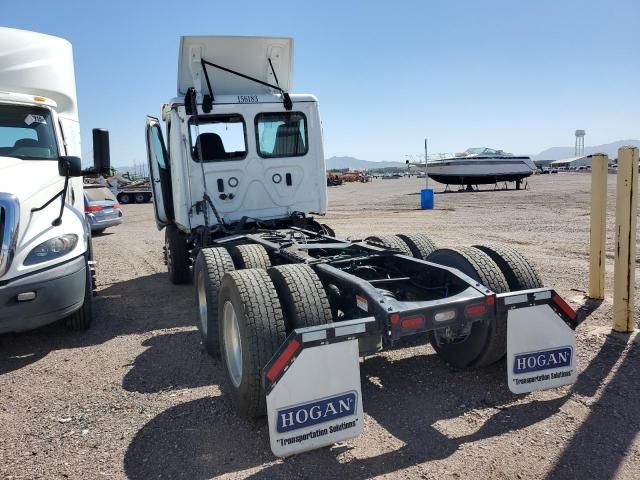2025 Freightliner Cascadia 116