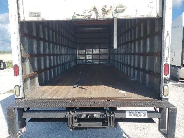 2005 Nissan UD2000 BOX Truck