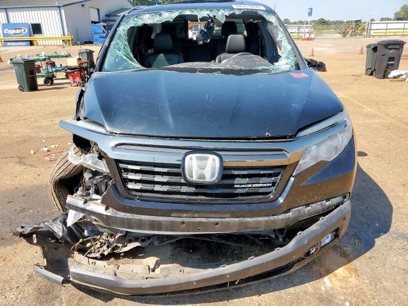 2017 Honda Ridgeline Black Edition