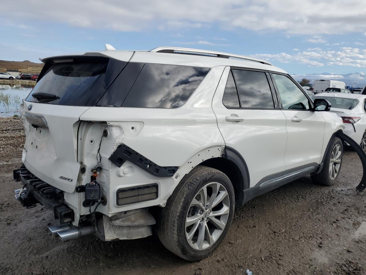2021 Ford Explorer Platinum