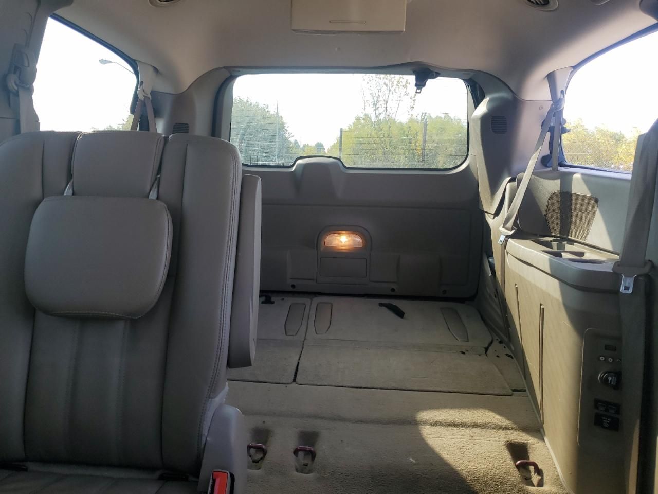 2016 Chrysler Town & Country Touring