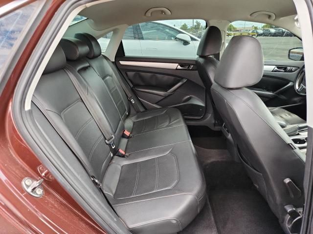 2013 Volkswagen Passat SE
