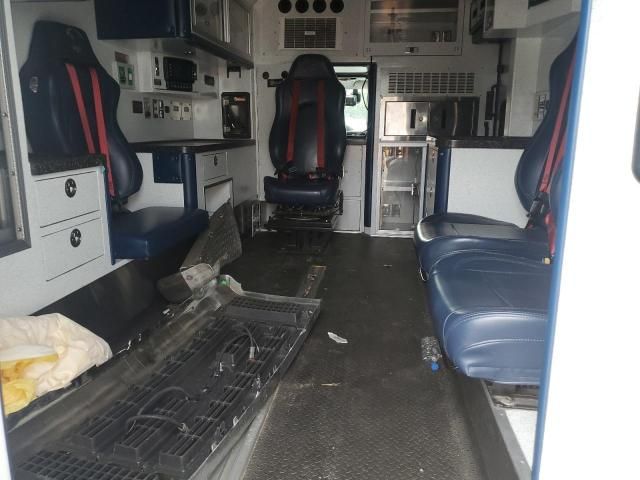 2023 Ford Econoline-Ambulance