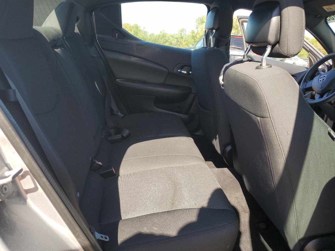 2014 Dodge Avenger se