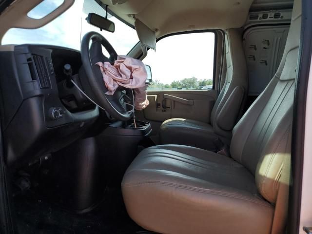 2019 Chev Express G2500