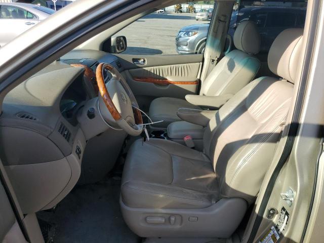 2010 Toyota Sienna xle