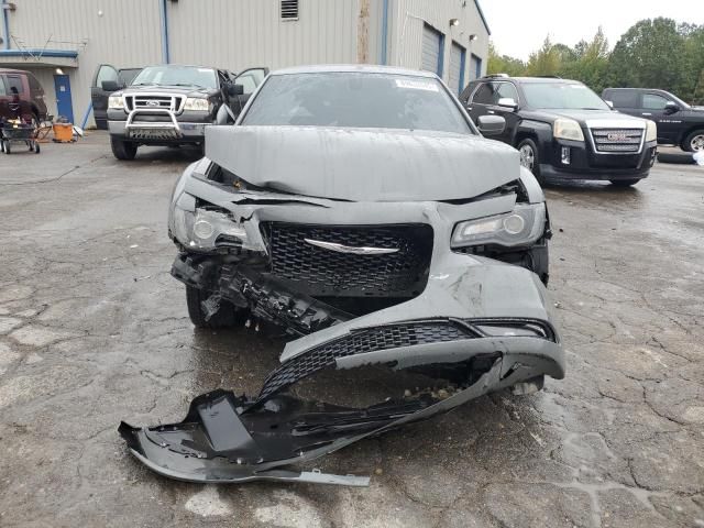 2019 Chrysler 300 s