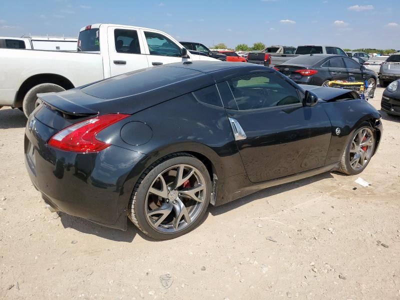 2017 Nissan 370Z Base