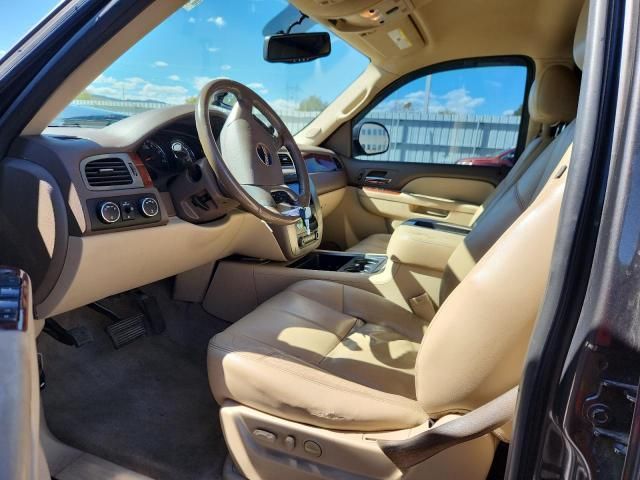 2010 GMC Yukon XL K1500 SLT