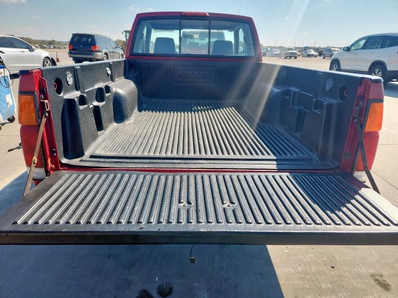 1997 Nissan Truck King Cab SE