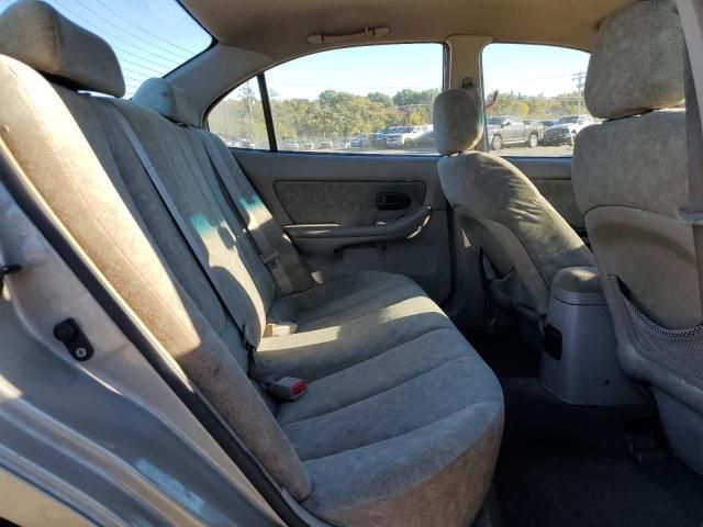 2001 Hyundai Elantra gls